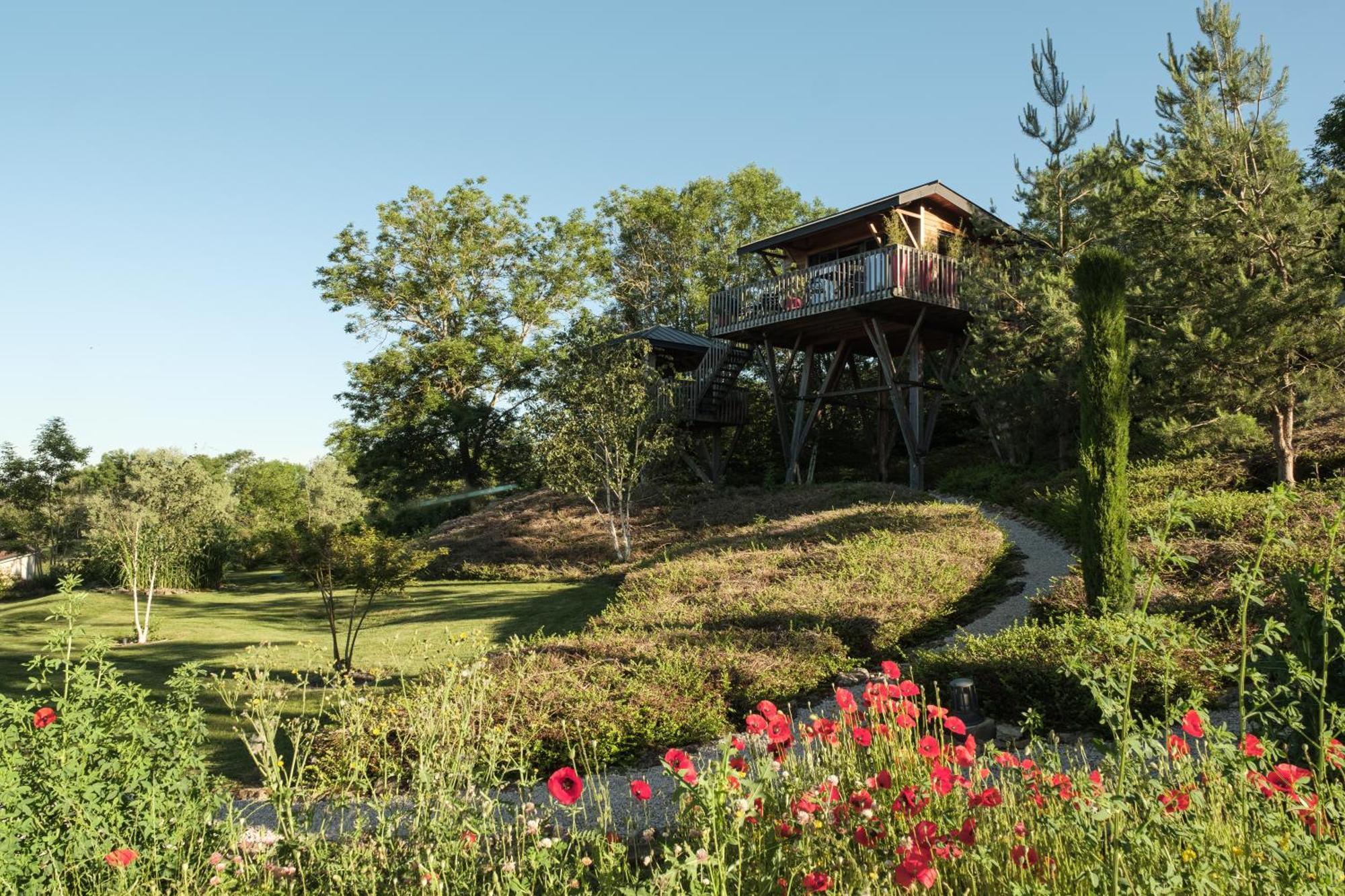 Le Domaine Des Pres Verts Suites & Chambres Avec Jacuzzi Privatif Jouey Eksteriør billede
