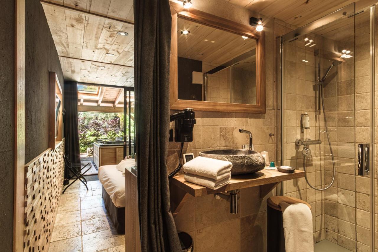 Le Domaine Des Pres Verts Suites & Chambres Avec Jacuzzi Privatif Jouey Eksteriør billede
